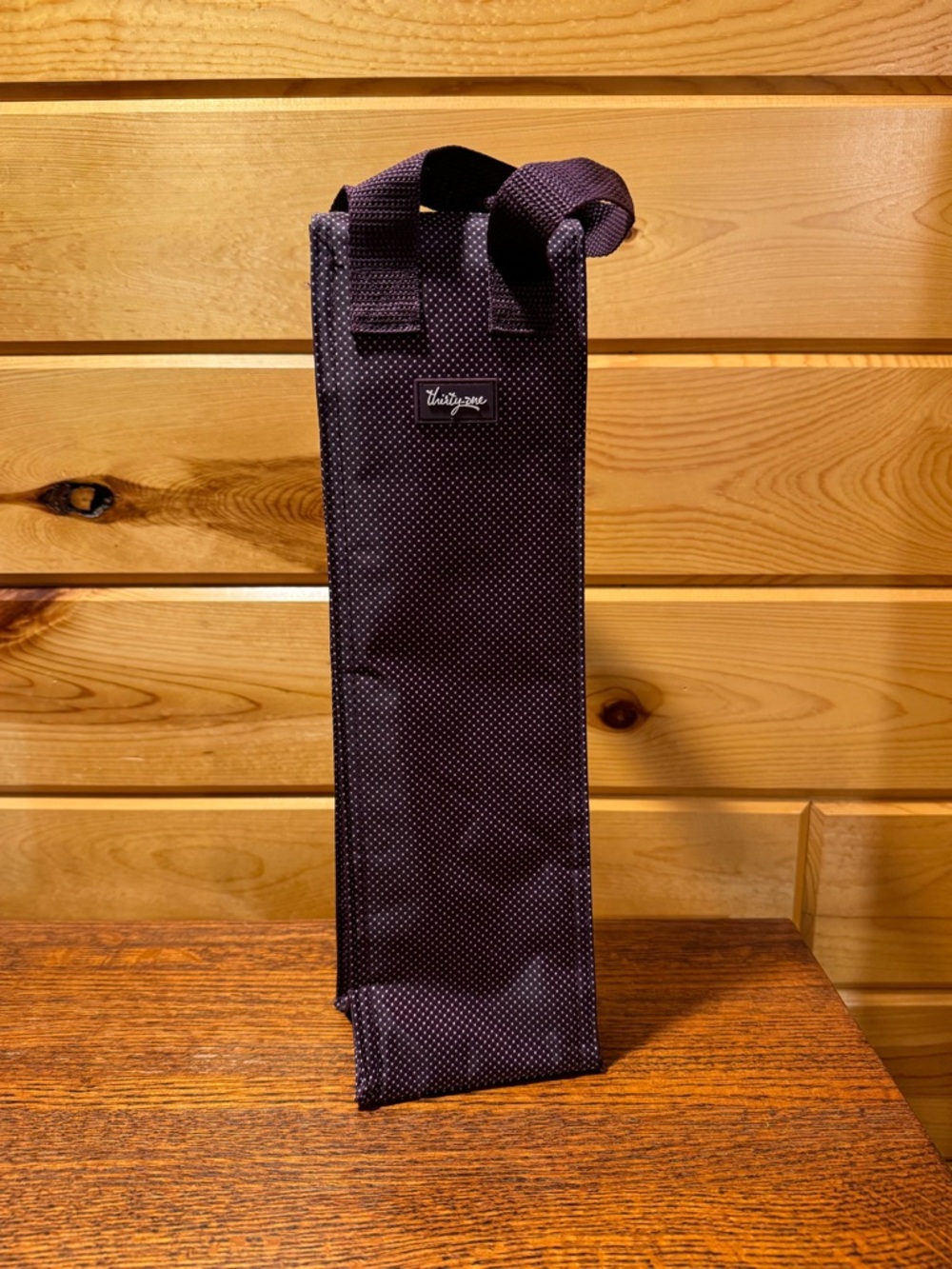 Thirty-One Purple Plum Checks Plaid Wine Tote Bag wine bottle